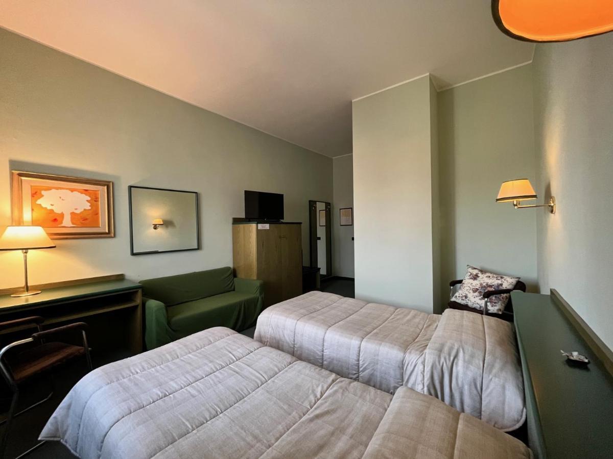 Hotel La Goletta بيناسكو المظهر الخارجي الصورة
