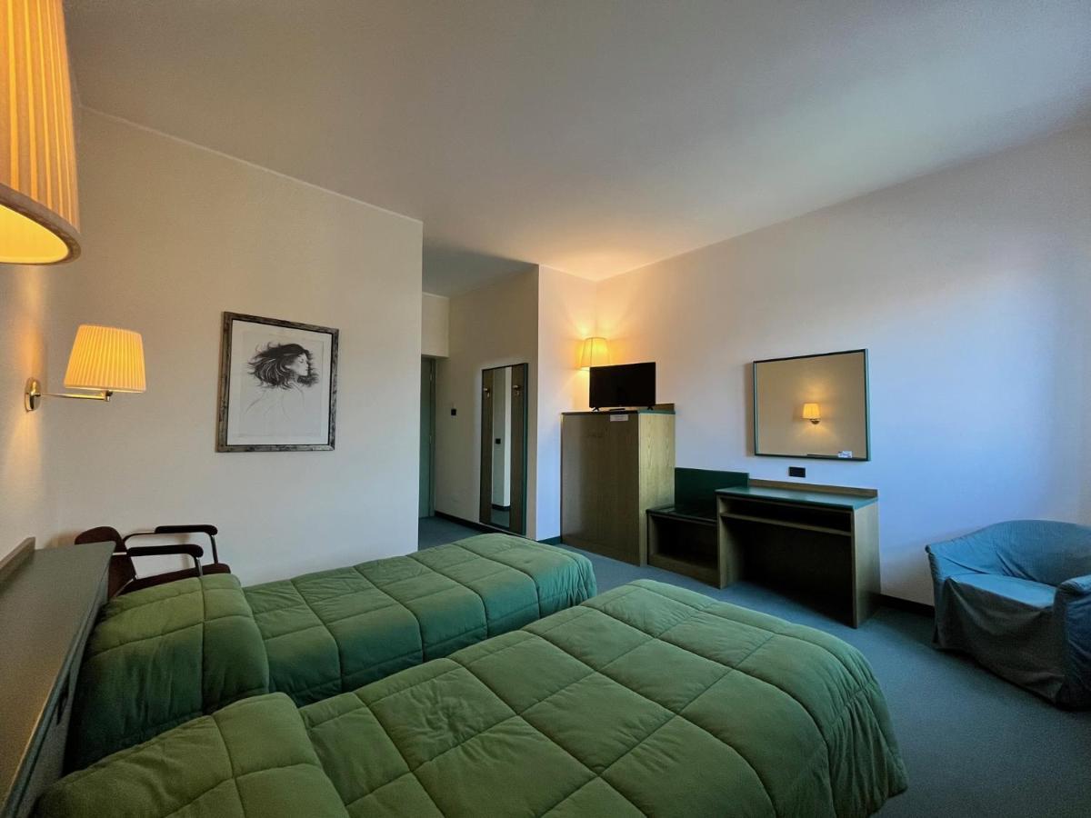 Hotel La Goletta بيناسكو المظهر الخارجي الصورة