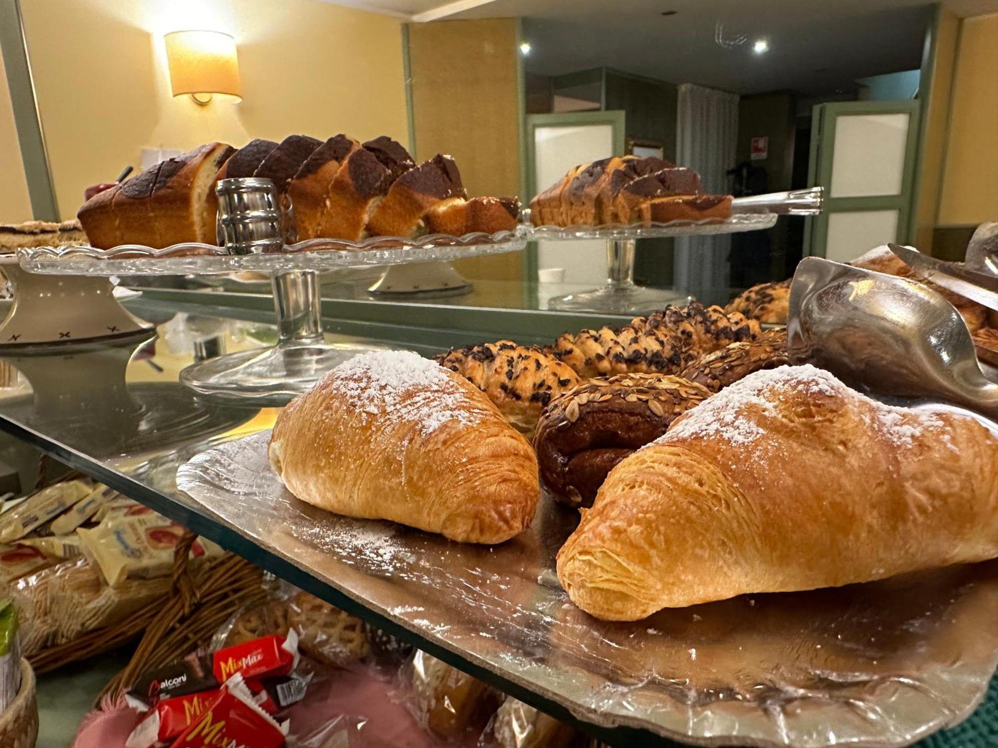 Hotel La Goletta بيناسكو المظهر الخارجي الصورة