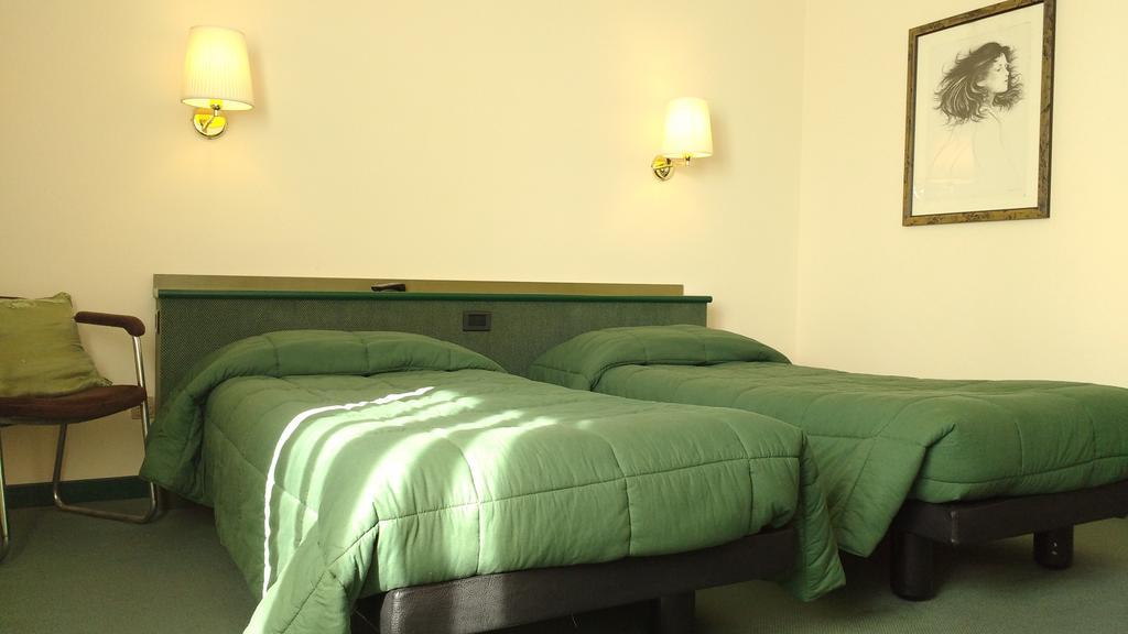 Hotel La Goletta بيناسكو المظهر الخارجي الصورة